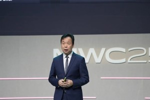 MWC 2025 | 夯实5G-A智能核心网，迈向万智智联的AI核心网